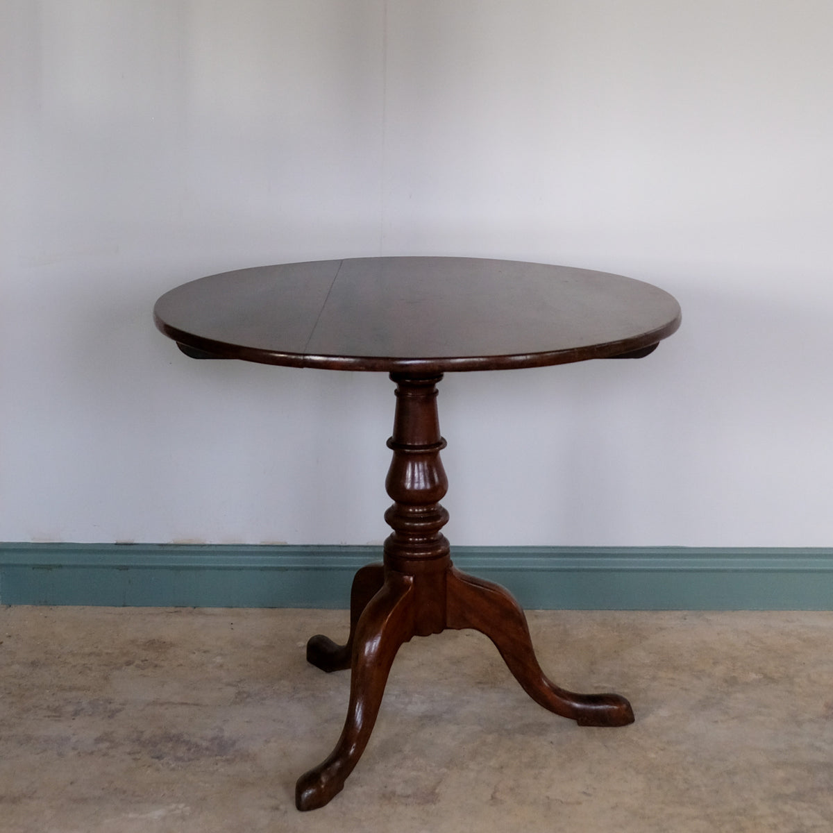 George III Circular Tilt Top Table